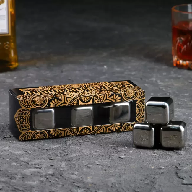 Охлаждающие камни для виски набор из 3 штук Whiskey Gift Set - фото3