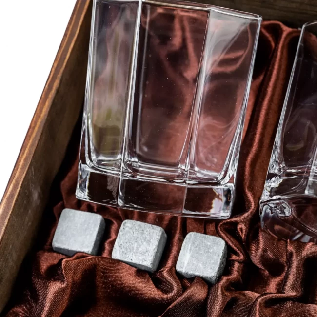 Подарочный набор для виски в деревянной шкатулке с камнями AmiroTrend ABW-103W - фото5