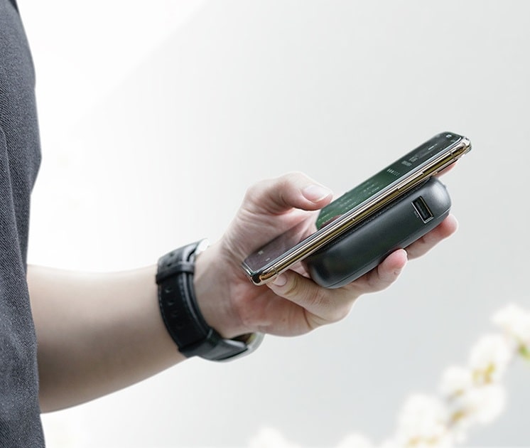 Внешний аккумулятор с беспроводной зарядкой Xiaomi Solove Wireless Charging Treasure W5 10000mAh серый Внешний аккумулятор с беспроводной зарядкой Xiaomi Solove Wireless Charging Treasure W5 10000mAh серый