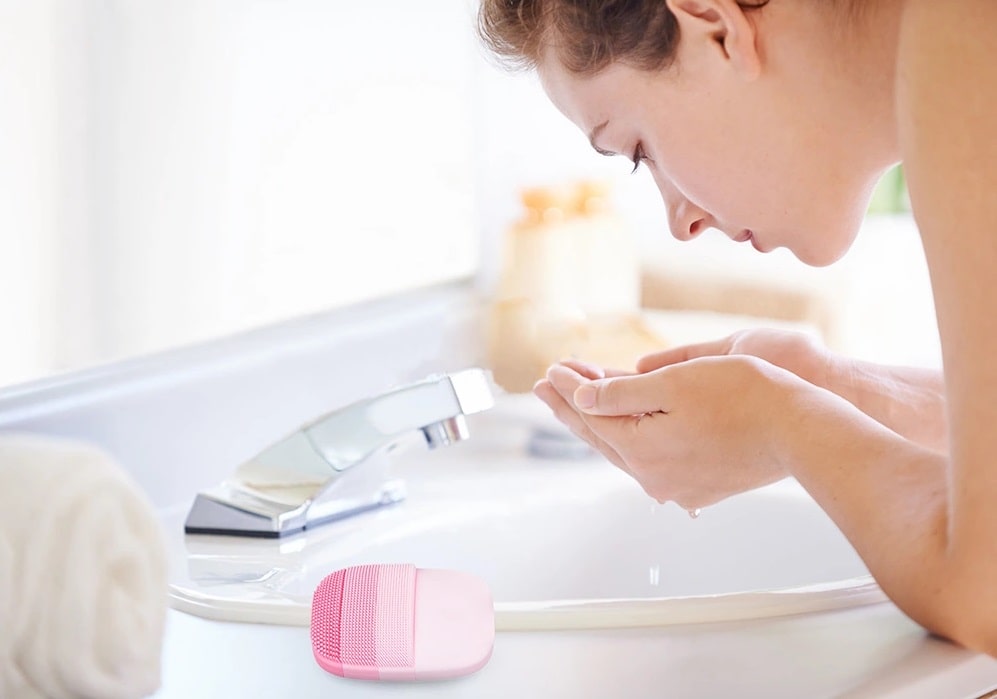 Аппарат для ультразвуковой чистки лица Xiaomi inFace Electronic Sonic Beauty Facial розовый Аппарат для ультразвуковой чистки лица Xiaomi inFace Electronic Sonic Beauty Facial розовый