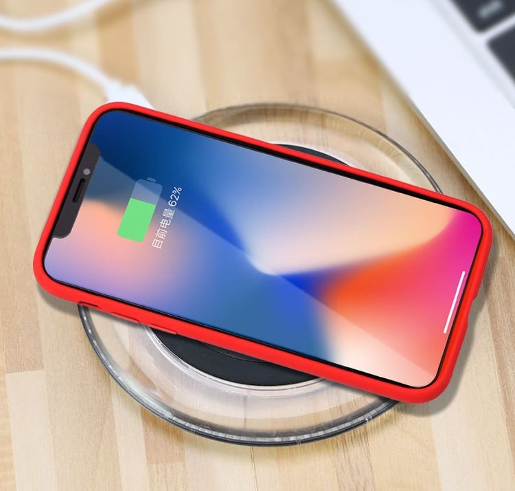Чехол для Apple iPhone X / Xs силиконовый (закрытый низ) красный