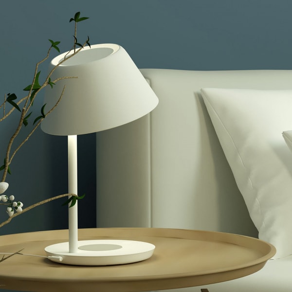 Настольная лампа с функцией беспроводной зарядки Xiaomi Yeelight LED Table Lamp Pro YLCT03YL Настольная лампа с функцией беспроводной зарядки Xiaomi Yeelight LED Table Lamp Pro YLCT03YL