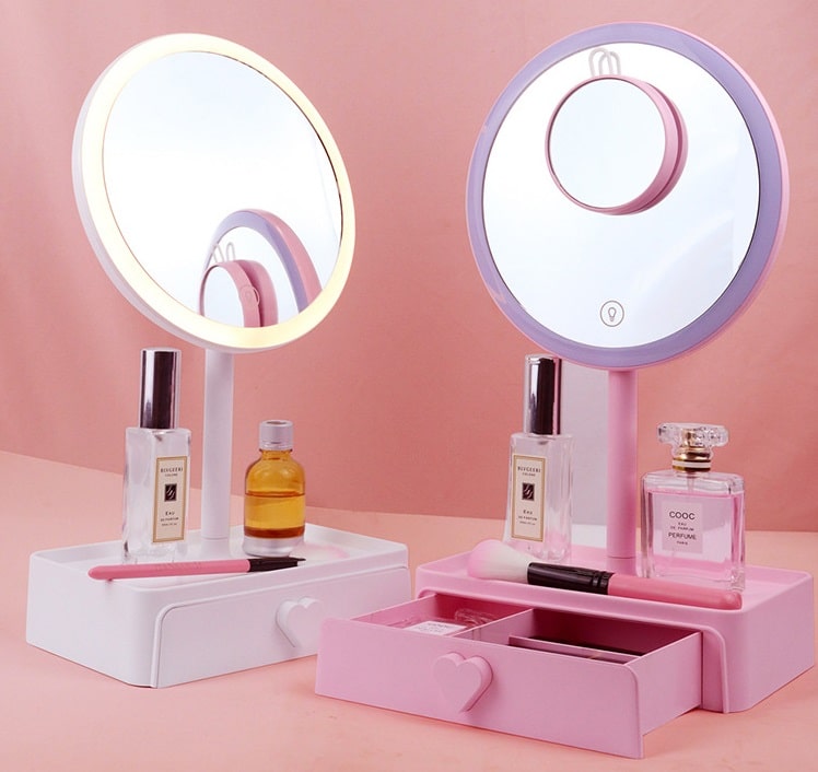 Настольное зеркало для макияжа с подсветкой и увеличением TD-021 белого цвета
