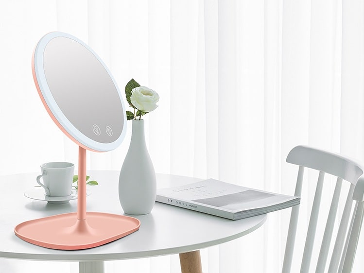 Настольное зеркало для макияжа с подсветкой ShineMirror TD-019 розового цвета
