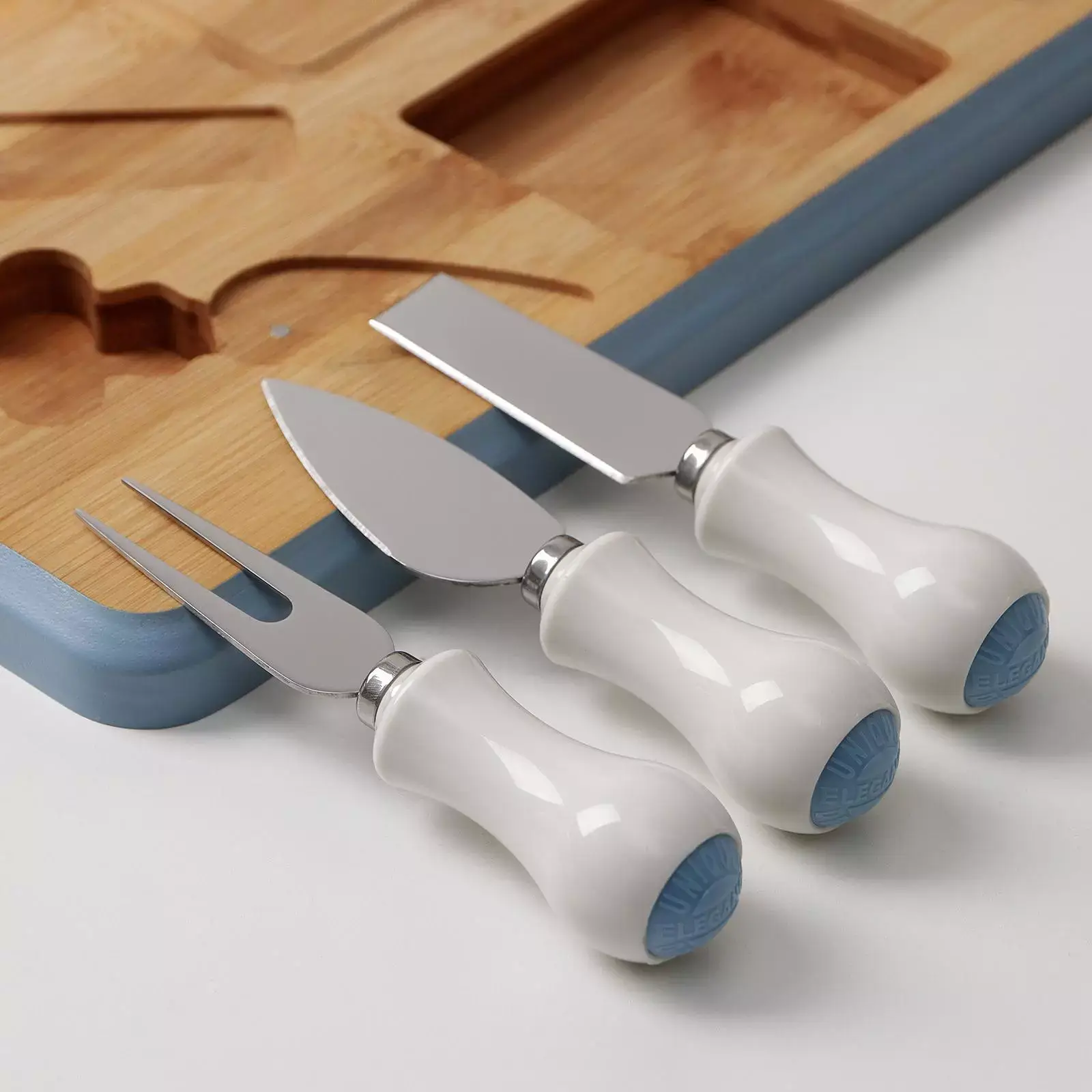 Подарочный набор для подачи сыра Amiro Сheese Set Bamboo-106 - фото
