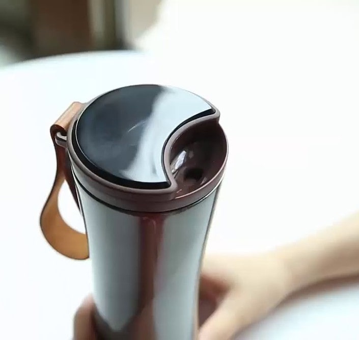 Термокружка Xiaomi Kiss Kiss Fish MOKA OLED (с фильтром) серый Термокружка Xiaomi Kiss Kiss Fish MOKA OLED (с фильтром) серый