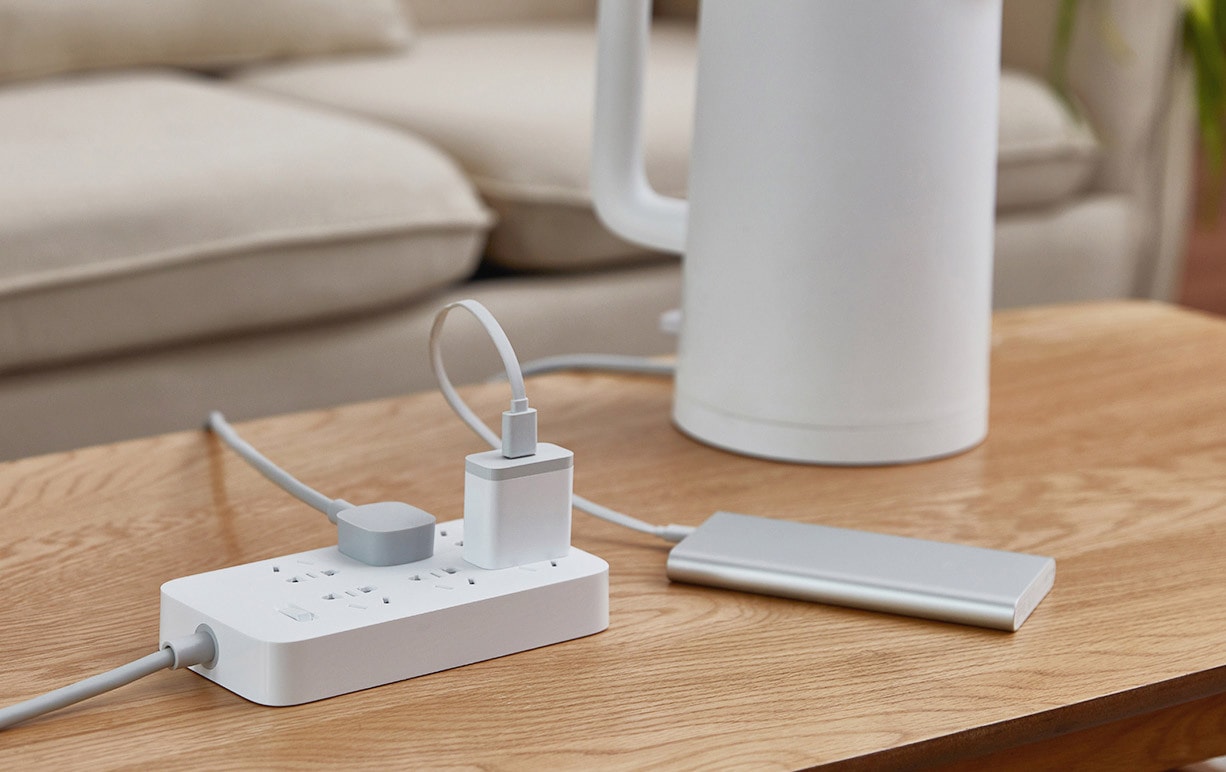Удлинитель Xiaomi Mijia Power Strip 8 розеток (MJCXB8-01QM) белый Удлинитель Xiaomi Mijia Power Strip 8 розеток (MJCXB8-01QM) белый