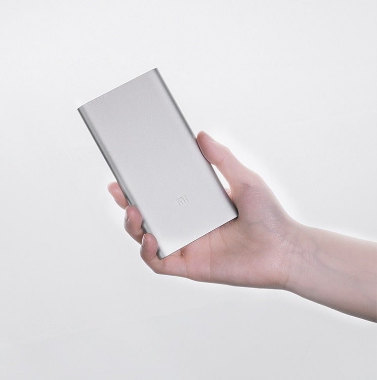 Внешний аккумулятор Xiaomi Mi Power Bank 2 5000mAh PLM10ZM серебристый Внешний аккумулятор Xiaomi Mi Power Bank 2 5000mAh PLM10ZM серебристый