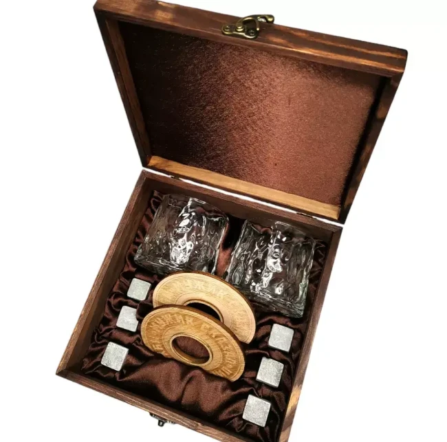 Подарочный набор с камнями для виски в деревянной шкатулке AmiroTrend ABS-204w - фото5