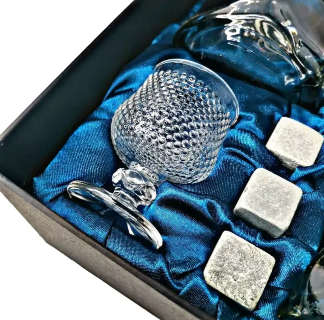 Подарочный набор 2 бокала, 2 рюмки с 6 камнями AmiroTrend ABW-351 transparent black - фото7
